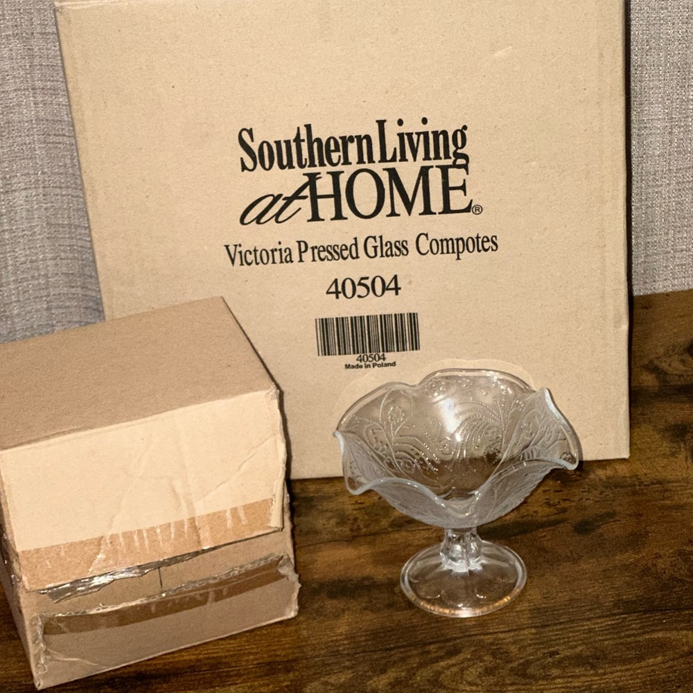 Southern Living Clear Glass Compote